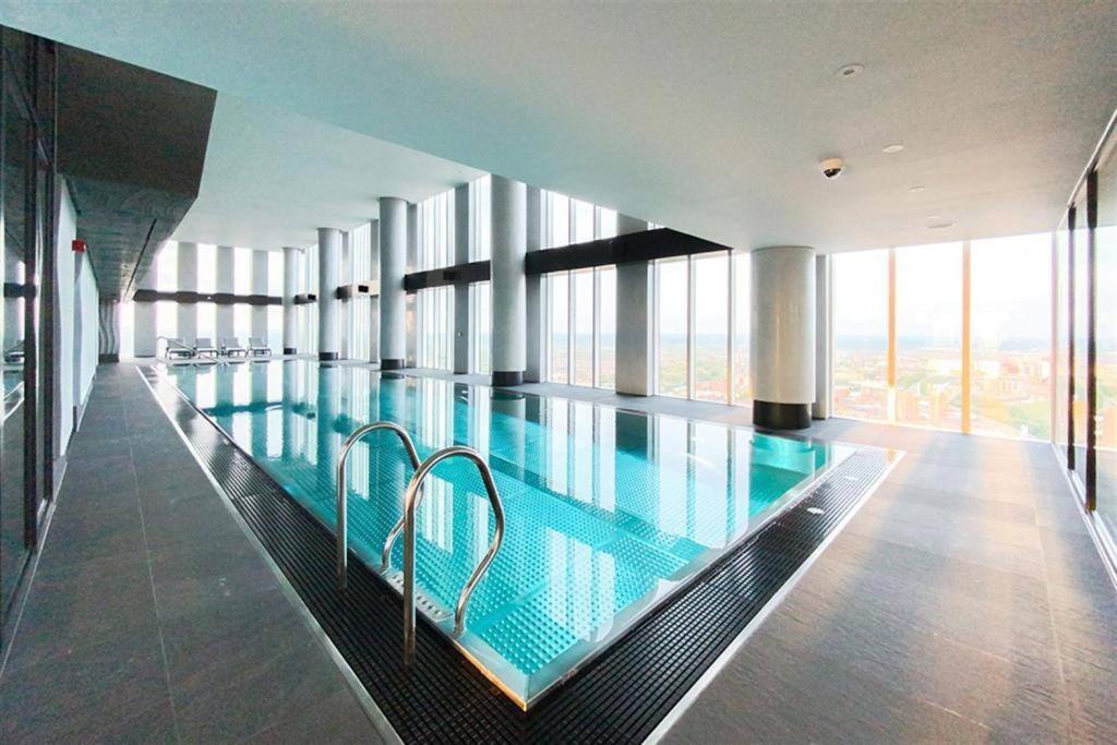 Luxury 2 Bedroom Apartment Manchester City Centre Bagian luar foto